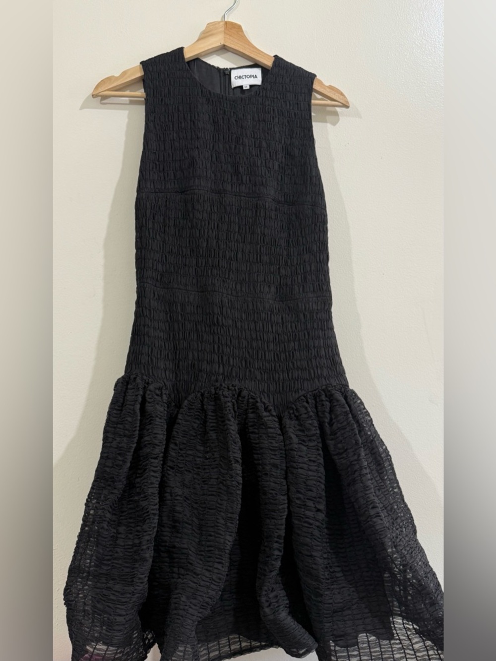 chicTopia Black Textured Sleeveless Maxi Dress